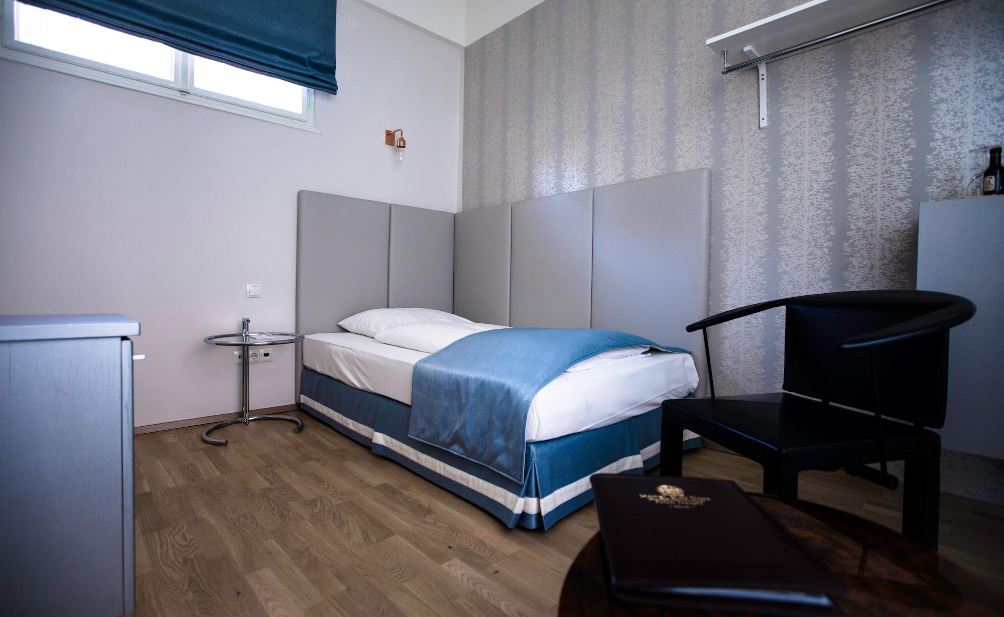 Boutique Hotel Dom - Rooms & Suites กราซ ภายนอก รูปภาพ
